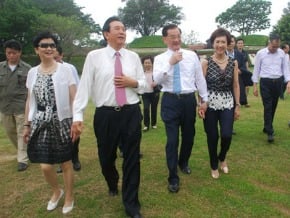 陳雲林首度造訪台南　受到熱情歡迎