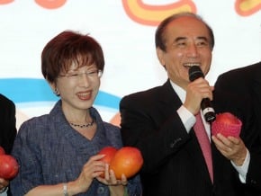 芒果季 朝野立委促銷屏東芒果
