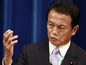 日副首相拒就「學納粹修憲」論辭職