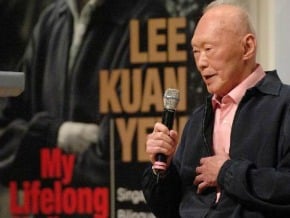 李光耀：我若是日本年輕人 大概會移民