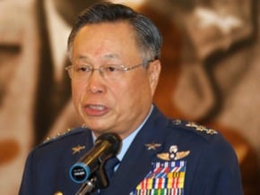 嚴明上場 卸除兩枚不定時炸彈