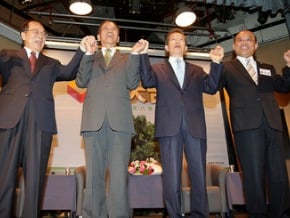 檢討8年執政 學者與扁迷論戰