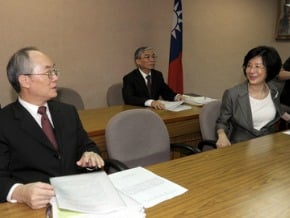 立委齊轟︰黃世銘一定要下台