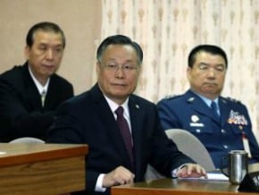 嚴明：首批阿帕契直升機已抵台