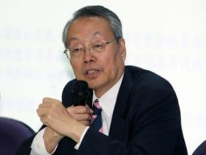 施振榮重披戰袍 接宏碁董事長