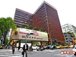 兆豐併彰銀有譜？ 財長否認
