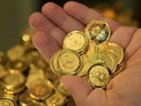 陸出招 比特幣即跌35%