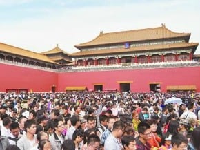 接客量太大 北京故宮文物過勞