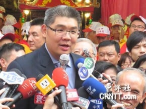 「艦隊」啟航 連勝文狀告鍾小平誹謗