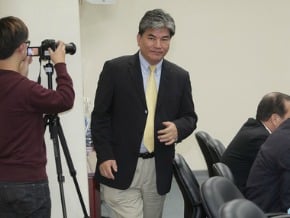 財經首長全留任 李鴻源無異動