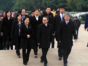 王郁琦謁中山陵提「中華民國」