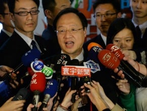 無預警撤換閣員 江揆被轟粗暴改組