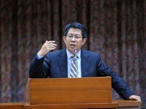 王曉波發言 蔣偉寧坦言不合適