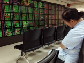 台股怕高 不怕反服貿