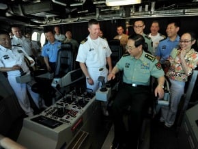 房峰輝：不應讓一些因素干擾中美兩國兩軍關係