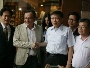 柯若選上 綠：不喬人事<br />交換柯輔選27議員 呂秀蓮轟：全黨投降
