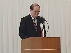 折騰69小時…東博館長致詞時 第二句就道歉