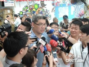 問管不問桶 連一番話氣哭里長