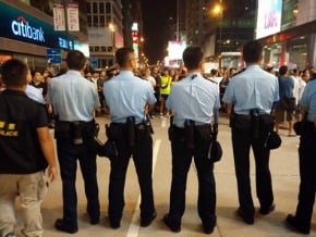 公開對話 學聯港府3共識<br />梁振英仍喊話：警方擇機採取行動