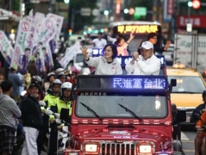 遷台中 否認選總統 蔡英文：方便輔選