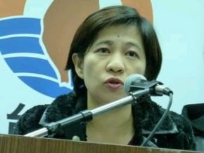 遭指藍營為金主 黃文玲告段宜康