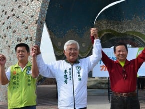 倒數2天 許舒博兄表態挺李進勇