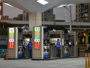 去年虧損近200億 中油拋改油價公式