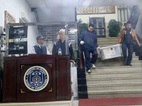 高雄監獄挾持案6嫌自盡