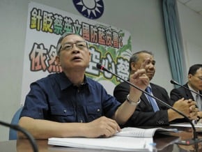 官員出席藍營記者會 綠營質疑：軍隊應中立