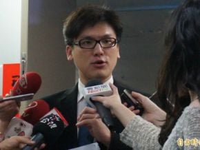 徐嶔煌酒駕 辭北市廉政委員