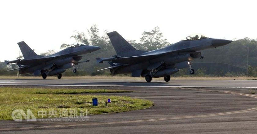 F-16發電機故障 轉降清泉崗