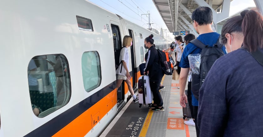 228和平紀念日連假疏運 高鐵加開177班次列車