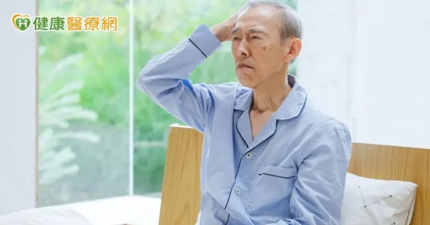 頭痛服藥未解，再次就醫竟是「帶狀疱疹」！ 關鍵症狀就是它