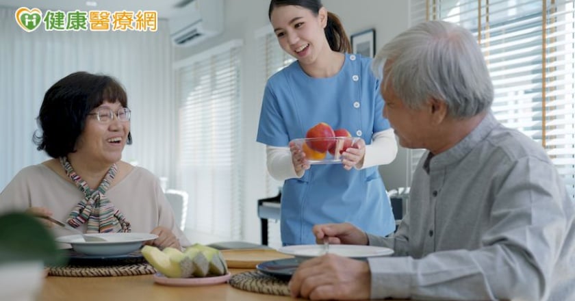 失能人口持續增加 長照2.0提供多元化服務