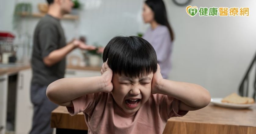 孩子為何想不開？日常家庭壓力恐是青少年自傷最關鍵原因