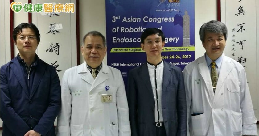 達文西機器手臂手術世界潮流 醫界籲健保給付