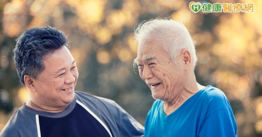 阿茲海默症患者說「我想回家時」　你可以用3種溝通姿態回應