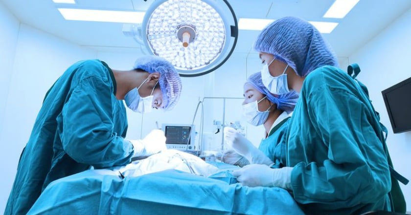 不用開腸剖肚 後腹腔鏡切除肝癌復原快