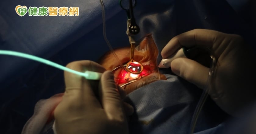 8旬父視網膜剝離近全盲　醫提醒品冠也有高風險