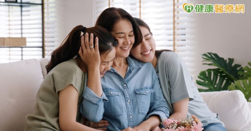 青少年頂撞、失控甚至自傷? 醫曝青春期情緒失衡關鍵