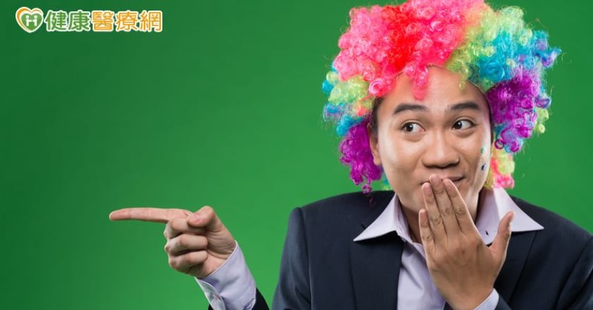 看別人倒楣就開心 又覺得自己像壞人？一次了解「幸災樂禍」的心理機制！