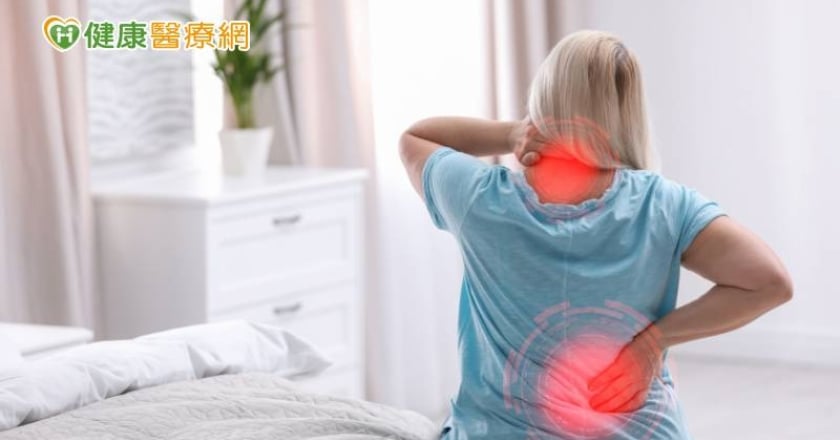 下背痛、肩頸痛找不到根源? 多重影像導引治療常見疼痛