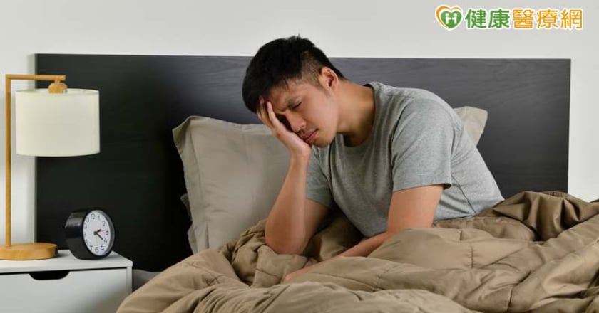 哈佛研究：睡太多太少皆增肝癌風險！醫籲白天補眠別超過1小時
