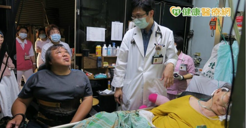 重病臥床就醫困難　居家醫療到宅服務