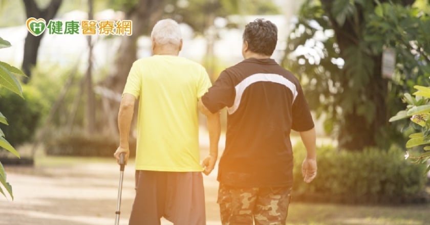 照顧失智症家人讓你疲乏了嗎？　心靈保養別內傷