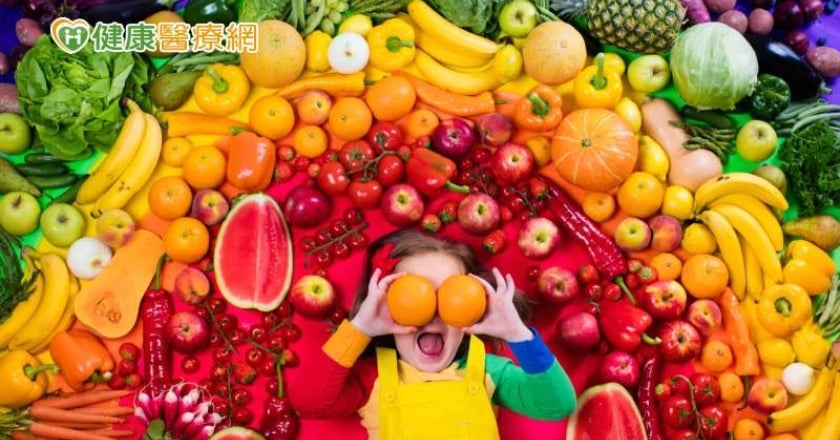 什麼是「彩虹飲食法」？ 了解6種顏色蔬果植化素、功效！