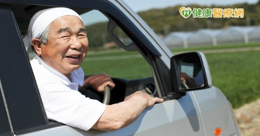 老年人視力退化、腿腳無力　高齡駕駛應留意路上風險