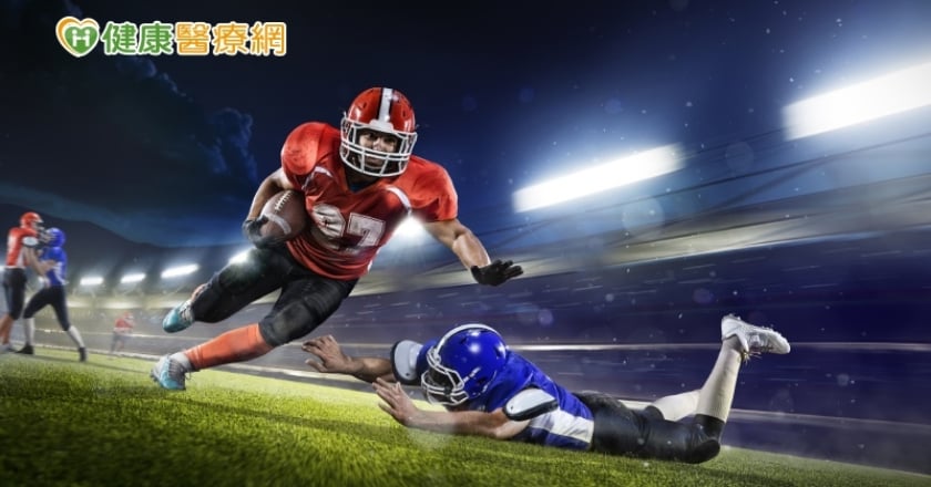 24歲NFL哈姆林遭激烈撞擊心臟驟停　專家推估恐肇因2因素