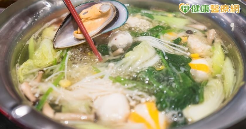 「趁熱吃」恐引食道癌!醫籲:「這樣吃」養成良好飲食習慣 遠離癌風險