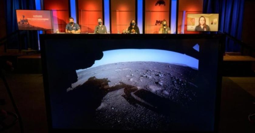 NASA毅力號拍全景照 360度展現火星樣貌